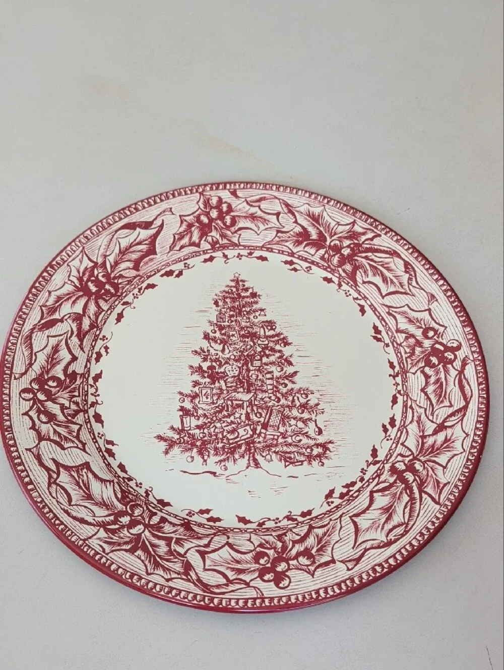 Restoration Hardware Cream Red Victorian Style 4 Tin Plates W/ Container Holiday